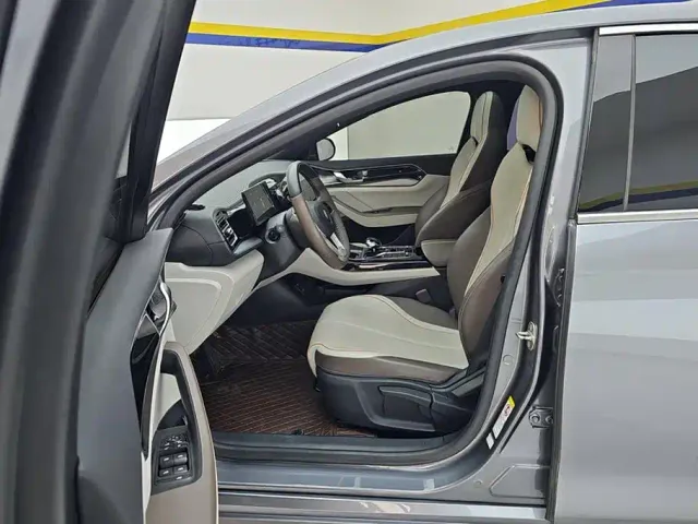 BYD Qin PLUS — Фото автомобиля 9