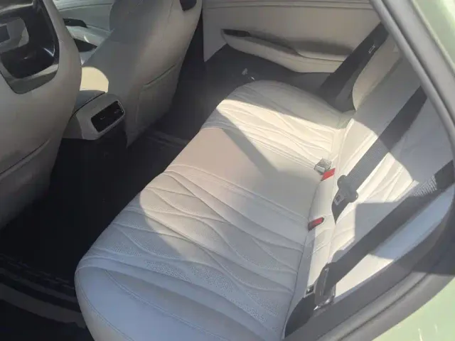 BYD Seal 06 GT — Фото автомобиля 11
