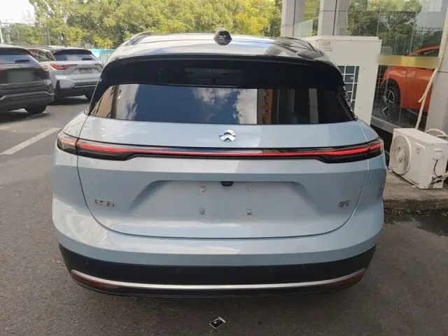 Nio ES6 — Фото автомобиля 5