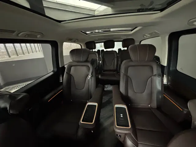 Mercedes-Benz V-Class — Фото автомобиля 13