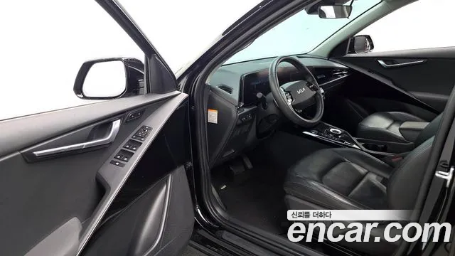Kia Niro — Фото автомобиля 15