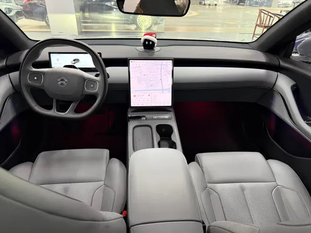 Nio ET5 Touring — Фото автомобиля 11