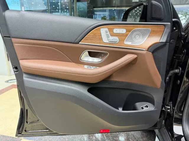 Mercedes-Benz GLE-Class — Фото автомобиля 5