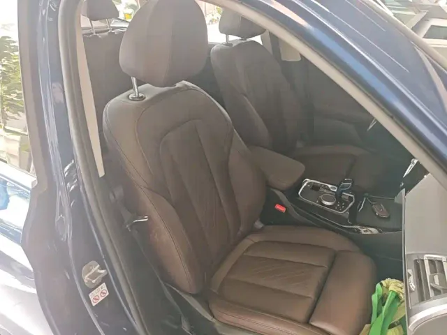 BMW iX3 — Фото автомобиля 24