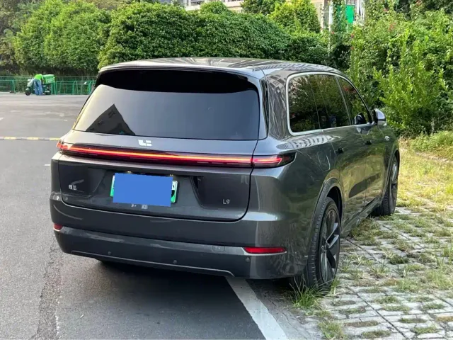 Li Auto L9 — Фото автомобиля 3