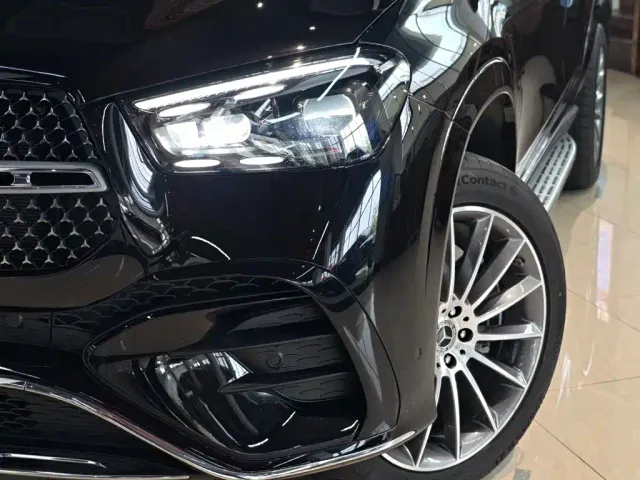 Mercedes-Benz GLE-Class — Фото автомобиля 10