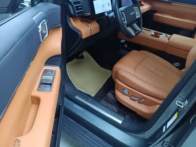 BYD FangChengBao Titanium 7 — Фото автомобиля 15
