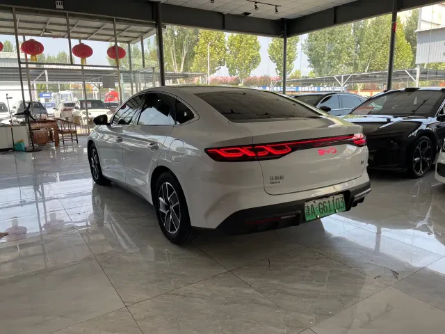BYD Qin L — Фото автомобиля 7