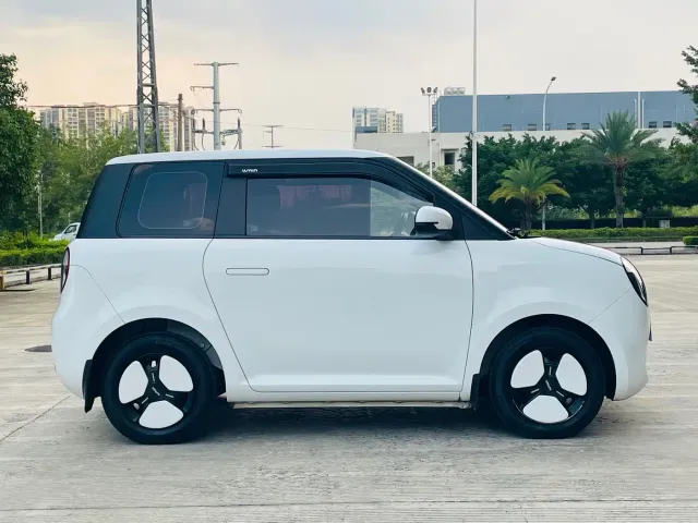 Changan Lumin — Фото автомобиля 4