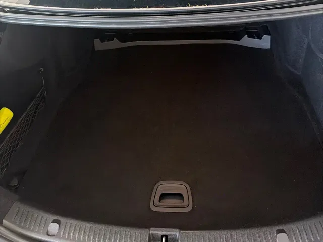 Mercedes-Benz E-Class — Фото автомобиля 13