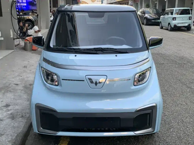 Wuling NanoEV — Фото автомобиля 4