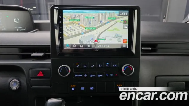 Hyundai Staria Staria 4WD Tourer 11 мест — Фото автомобиля 18