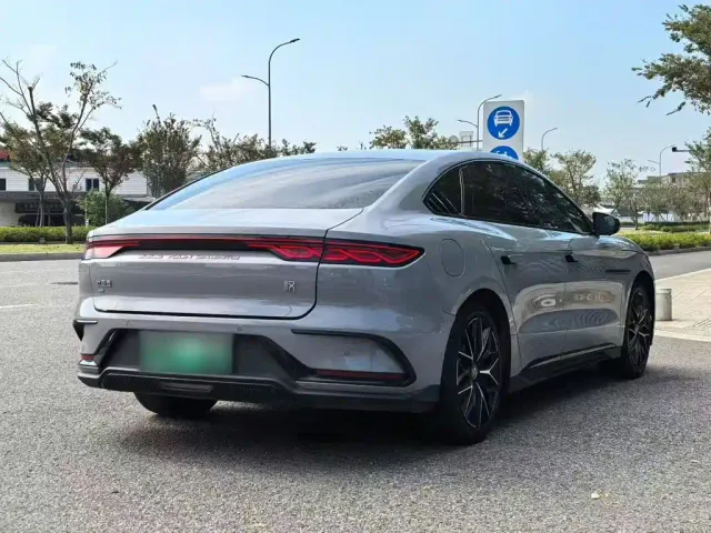 BYD Han — Фото автомобиля 6