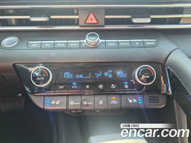 Hyundai AVANTE Новый Avante (CN7) — Фото автомобиля 13