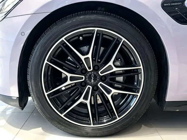 BYD Seal — Фото автомобиля 12