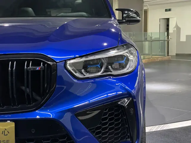 BMW X5 M — Фото автомобиля 4
