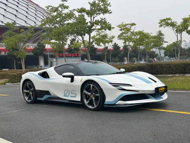 Ferrari SF90 — Фото автомобиля 3