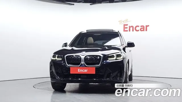 BMW iX3 G08 (2020–2024) — Фото автомобиля 3