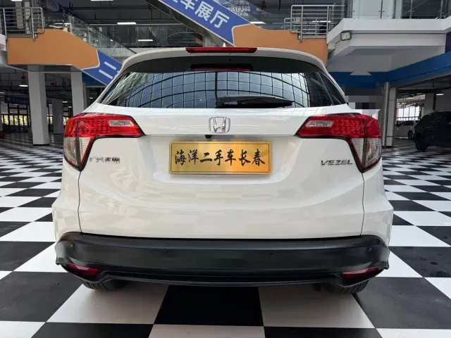Honda Vezel — Фото автомобиля 6