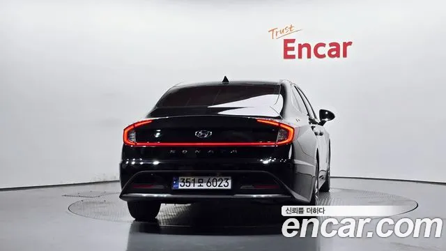 Hyundai Sonata — Фото автомобиля 4