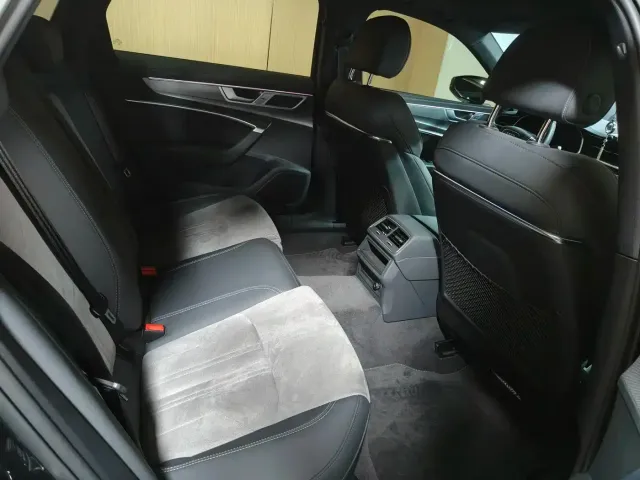Audi A6L — Фото автомобиля 12