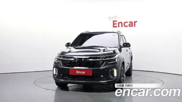 Kia Seltos Бензин 1.6 турбо 2WD — Фото автомобиля 3