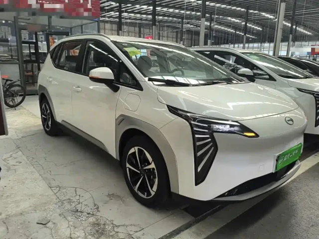 GAC Aion Y — Фото автомобиля 3