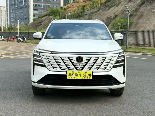 Changan CS75 Plus — Фото автомобиля 2