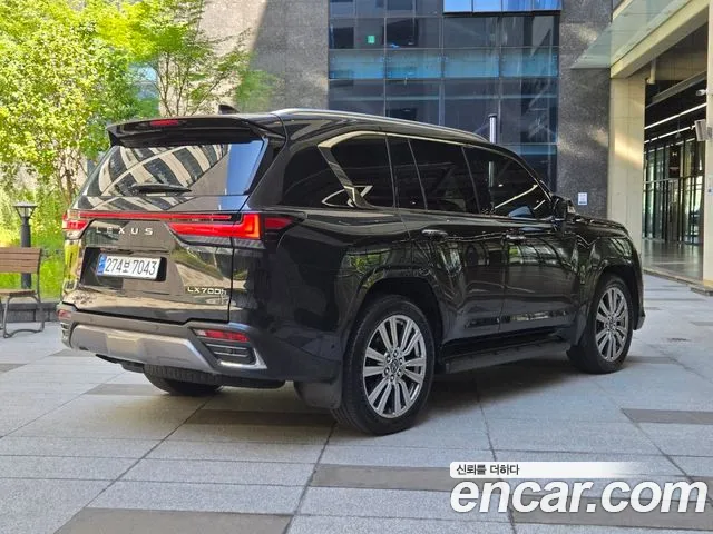 Lexus LX — Фото автомобиля 2