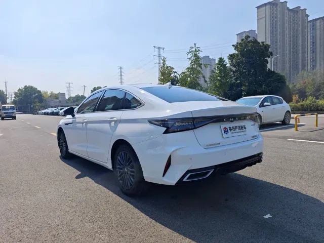 Chery Arrizo 8 — Фото автомобиля 7