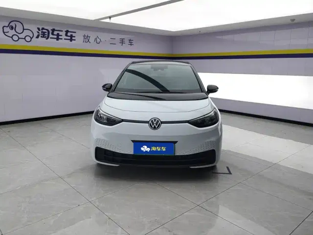 Volkswagen ID.3 — Фото автомобиля 2