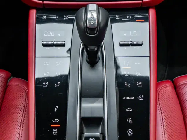 Porsche Macan — Фото автомобиля 19