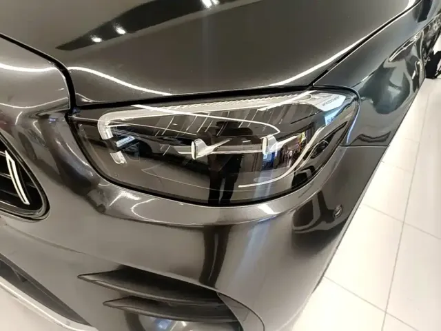Mercedes-Benz E-Class — Фото автомобиля 20