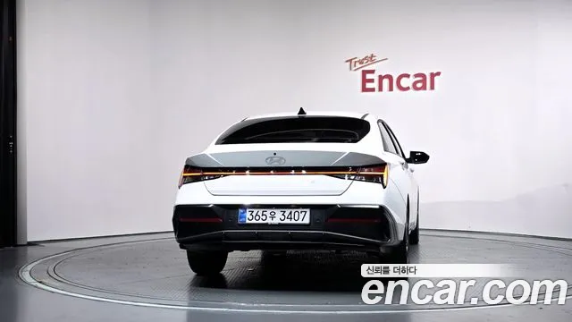 Hyundai Avante CN7 — Фото автомобиля 4