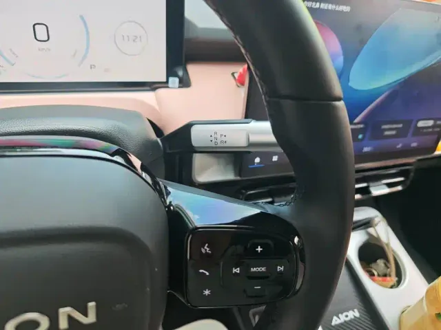 GAC Aion Y — Фото автомобиля 10