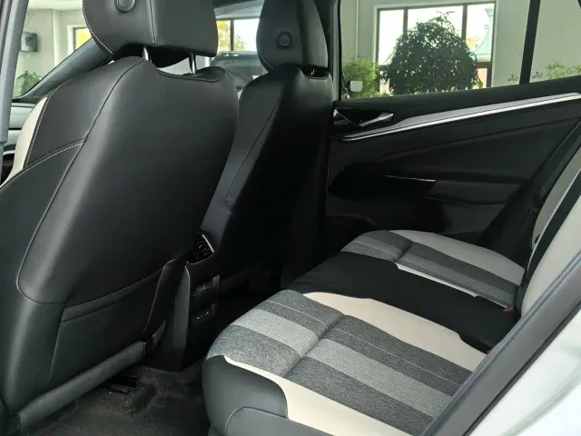 Volkswagen ID.4 Crozz — Фото автомобиля 8
