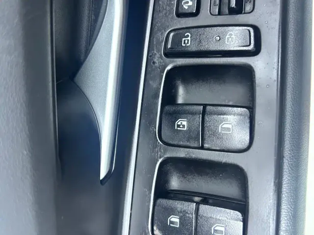 Hyundai Elantra — Фото автомобиля 10