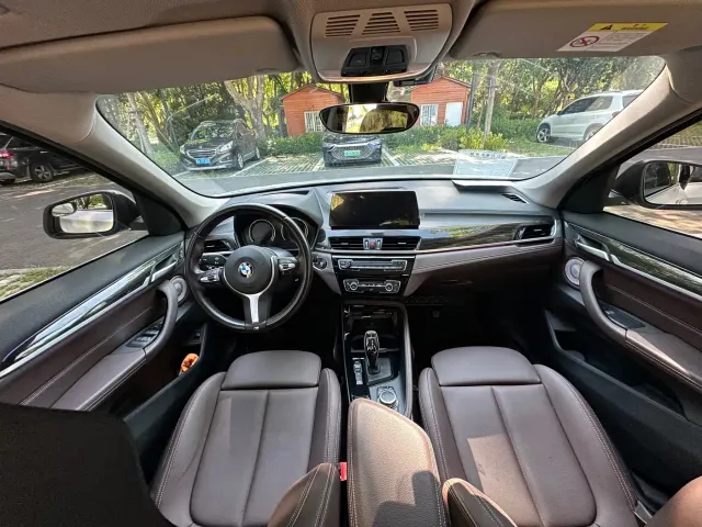 BMW X1 — Фото автомобиля 11