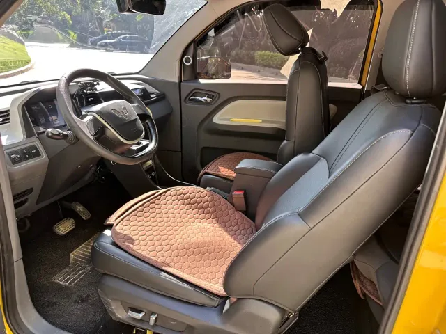 Wuling Hongguang Mini EV — Фото автомобиля 6