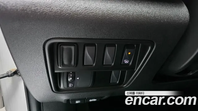 Renault Korea QM6 New — Фото автомобиля 24