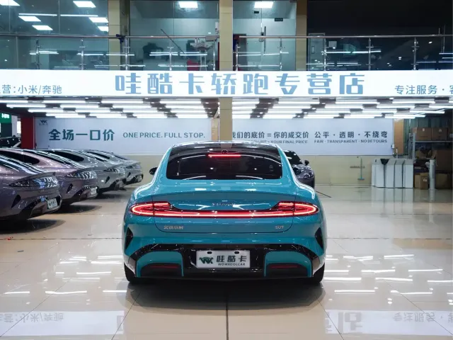 Xiaomi SU7 — Фото автомобиля 5