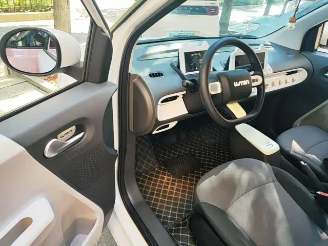 Changan Lumin — Фото автомобиля 15