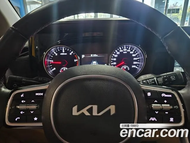 Kia Carnival 4th Gen — Фото автомобиля 10