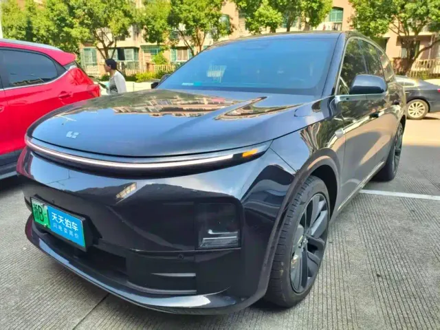 Фотография автомобиля — Li Auto L6
