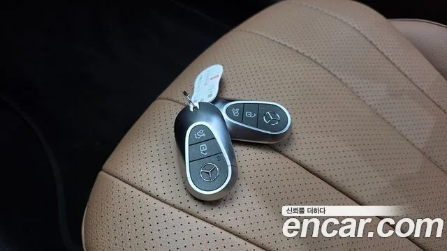 Mercedes-Benz E-Class W214 — Фото автомобиля 21