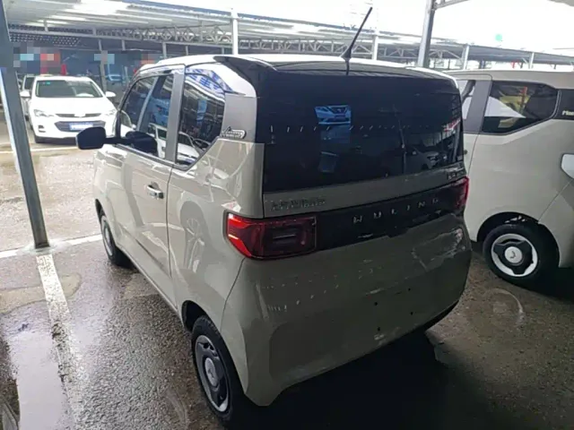 Wuling Hongguang Mini EV — Фото автомобиля 4