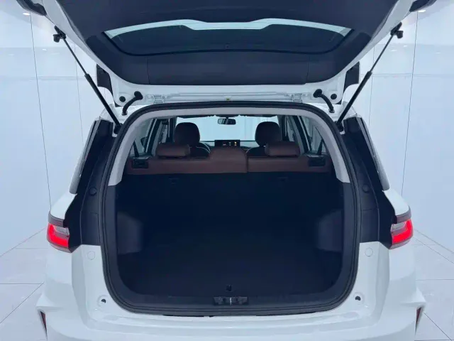Geely Vision X6 — Фото автомобиля 17