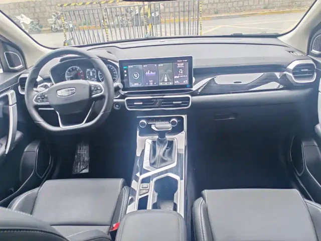 Geely Binyue — Фото автомобиля 16