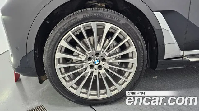 BMW X7 — Фото автомобиля 5