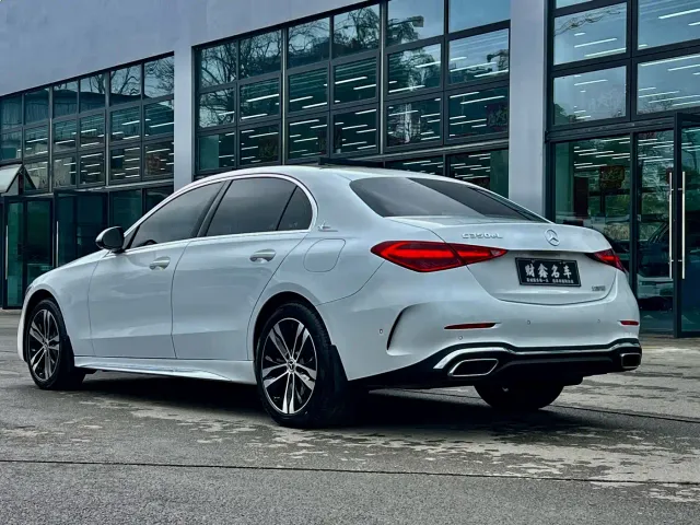 Mercedes-Benz C-Class — Фото автомобиля 12